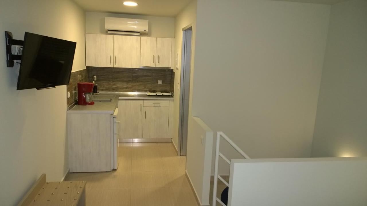 Crystal Blue Apartment Potos Luaran gambar